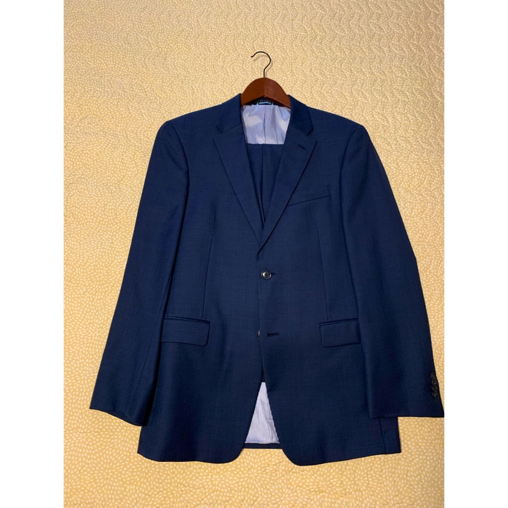 Tommy Hilfiger suit separates (38R & 32x30)